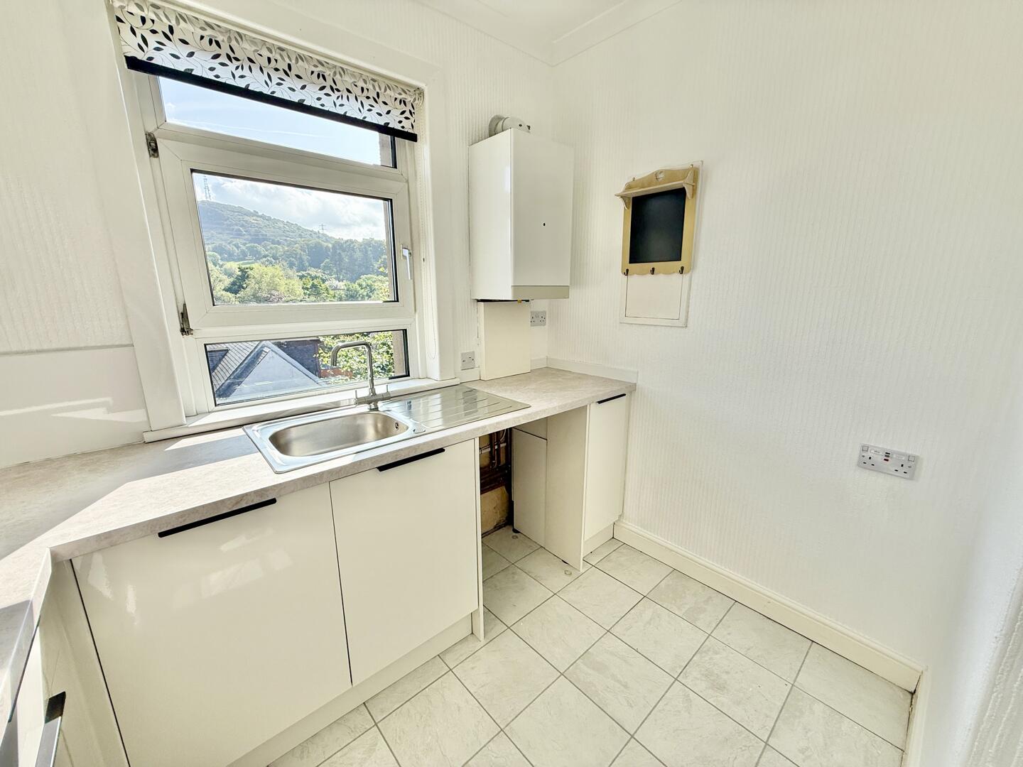 2 bed property in Gateside Street, West Kilbride